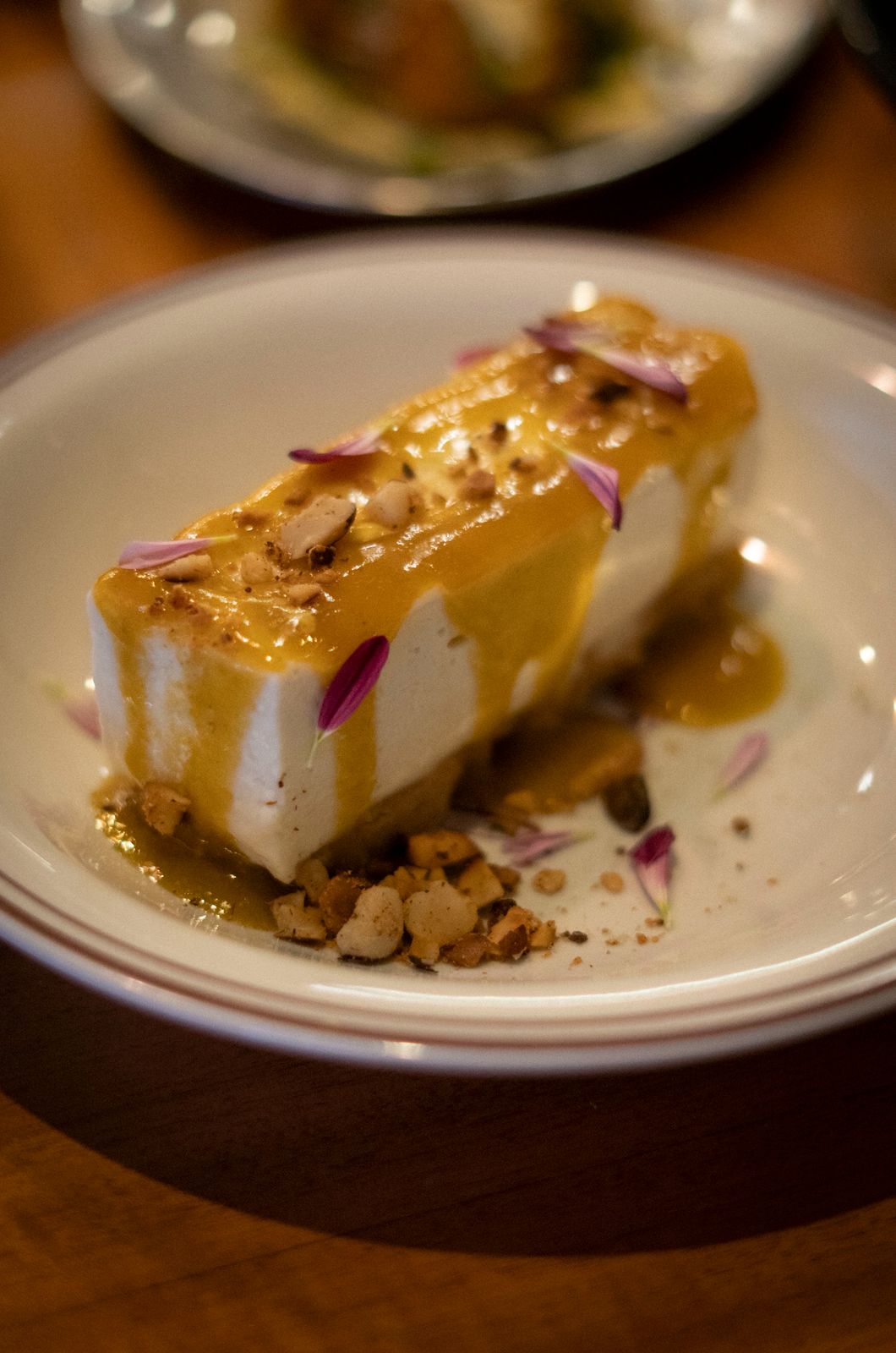 Cheesecake de Tofu com Calda de Uvaia